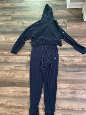 Alo Yoga Muse Sweat Set Navy Blue- Size L top, Size M bottoms